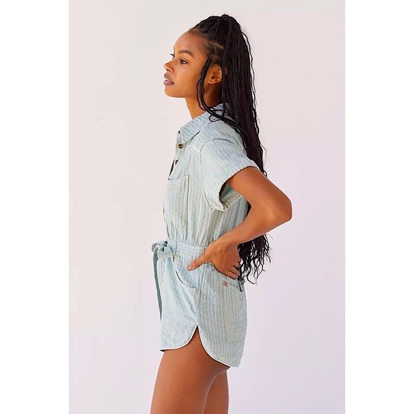 URBAN OUTFITTERS BDG Devon Linen Tie-Waist Romper - Picture 4 of 9